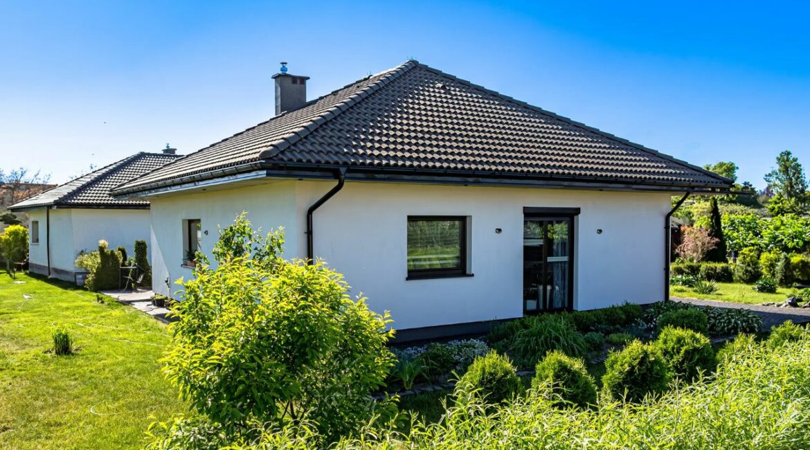 Exterior wall of a modular house
